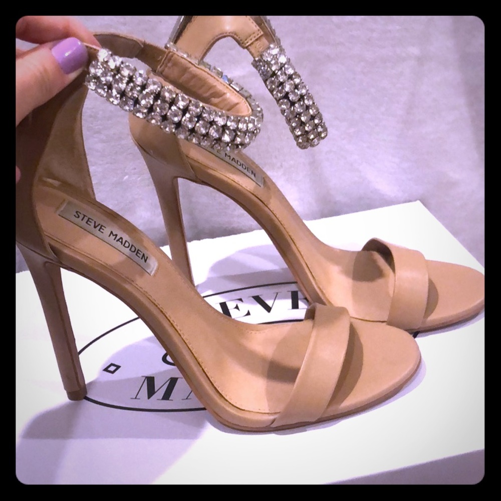 Steve Madden Rando Heel in Natural